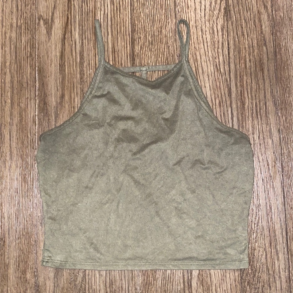 Crop top